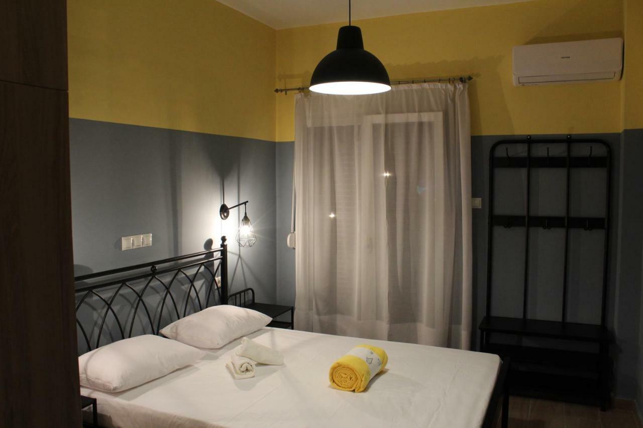La Station Secreta Apartment Athens Exterior photo